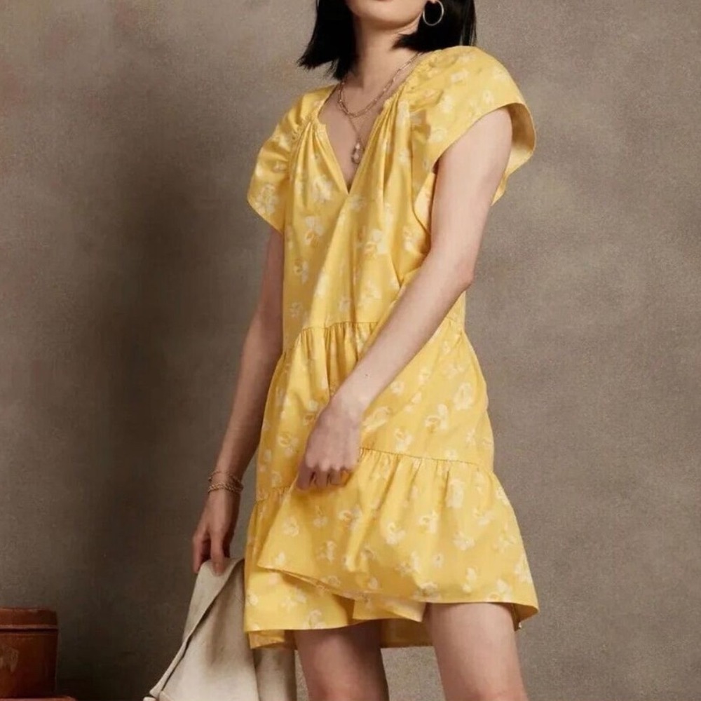 Banana Republic Flutter Sleeve Dress Womens XL Yellow Floral Tiered Mini V-Neck